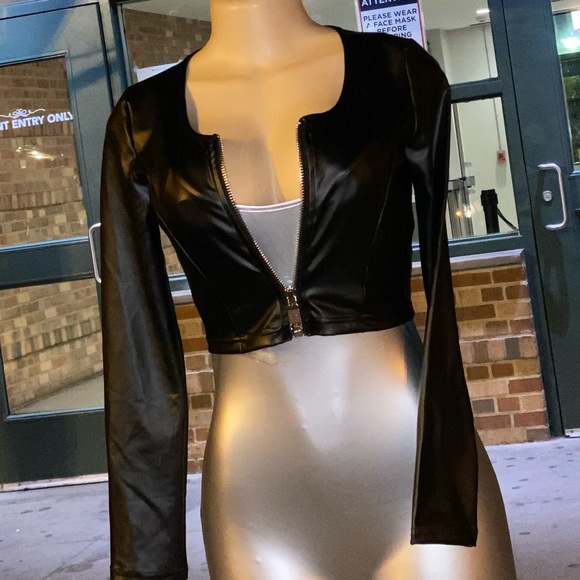 Cute Zip-Up Jacket - Picture 4 of 7